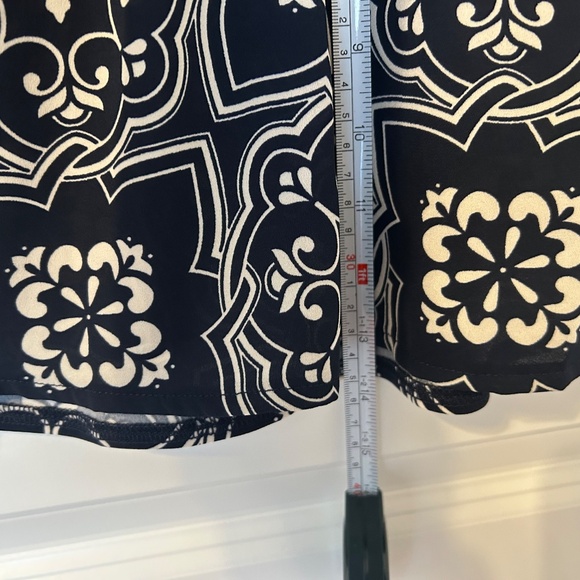 Ann Taylor Pullover Blouse - Picture 6 of 11